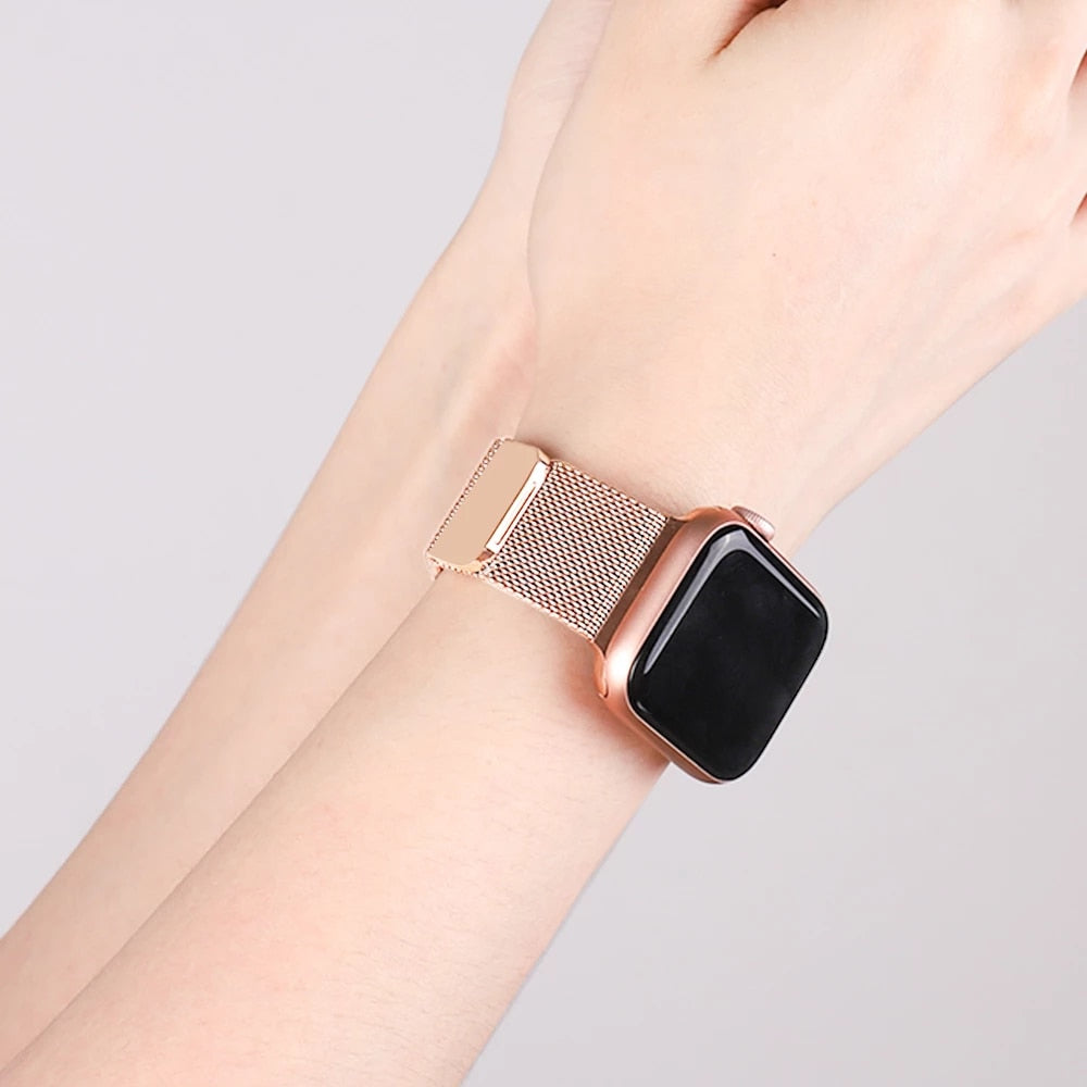 Rose gold apple on sale watch with different bands